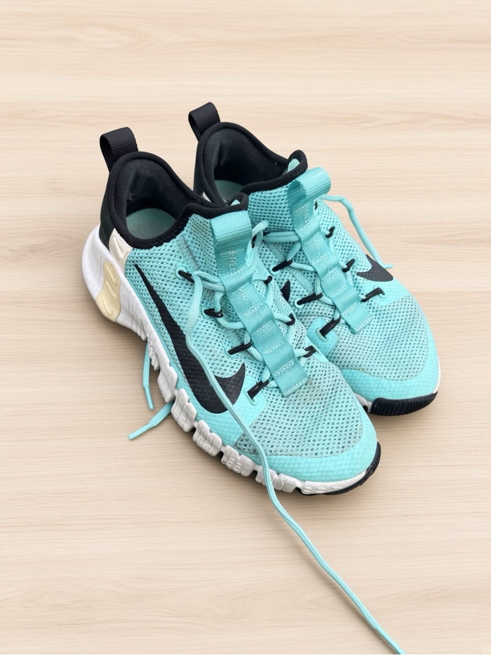 Nike Free Metcon 3 Women’s Training Shoes Aqua Black Size 9.5